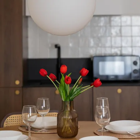 Apartamento Elegant In Center By The Market By Renters Varsóvia
